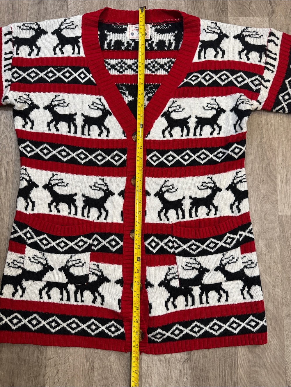 Christmas Cardigan! XXL. Red, White & Black Reindeer Knit Cardigan Sweater - Picture 4 of 13